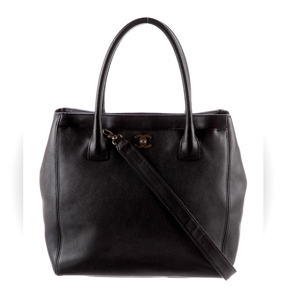 Chanel Vintage Medium Executive Cerf Tote - Picture 2 of 4